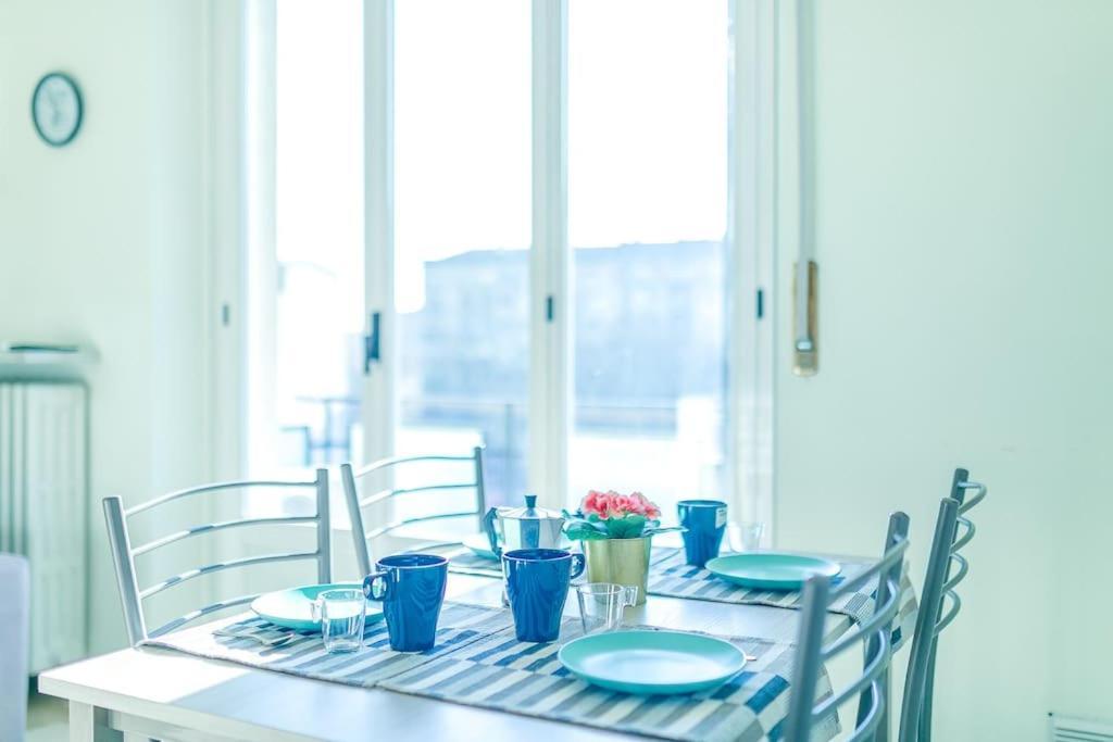 Navigli - Downtown - Duomo Spacious Two Bedroom Apartment - Close To Metro - Ac - Wi-Fi Милано Екстериор снимка